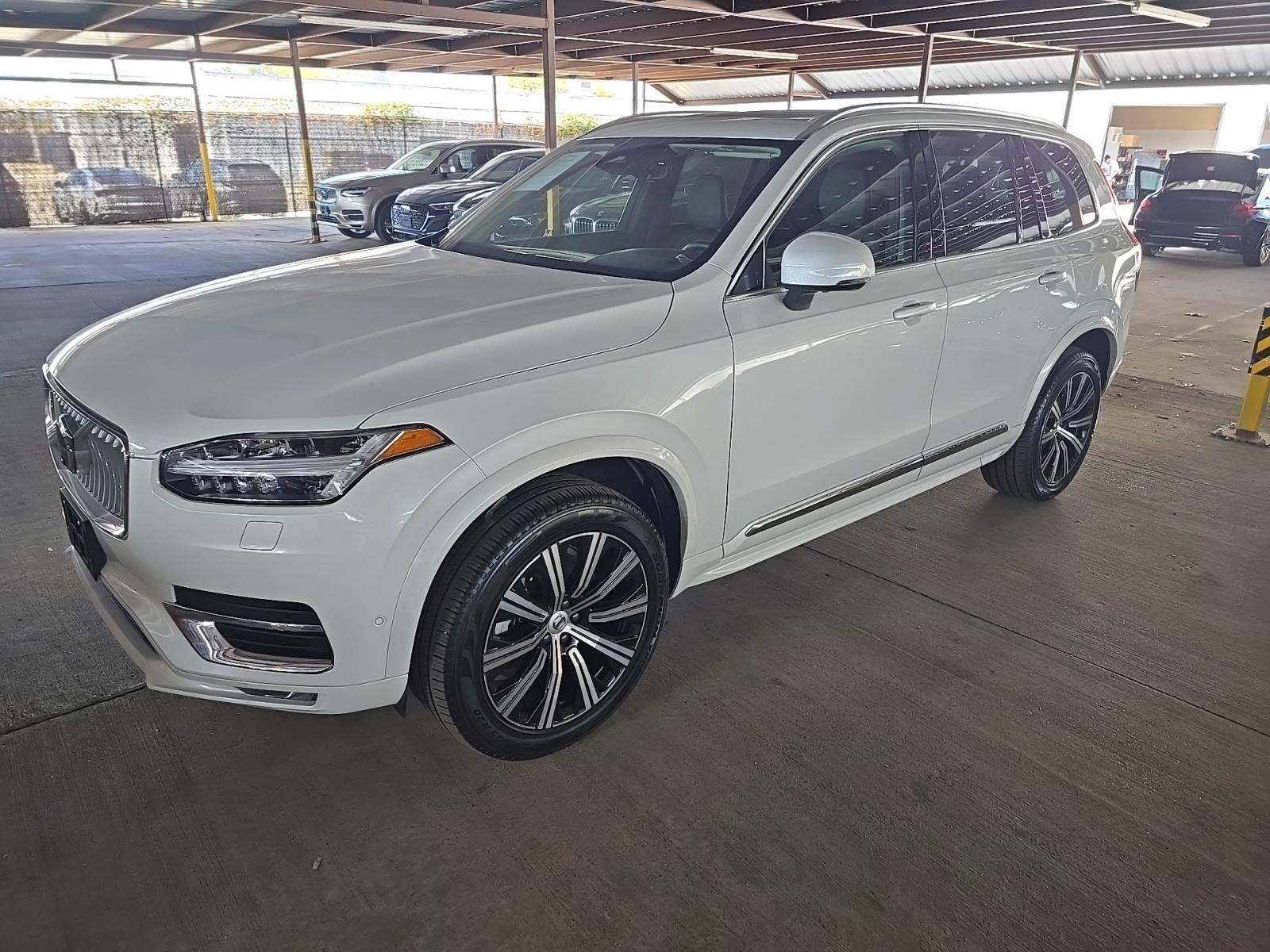 2025 Volvo XC90 B6 Plus AWD