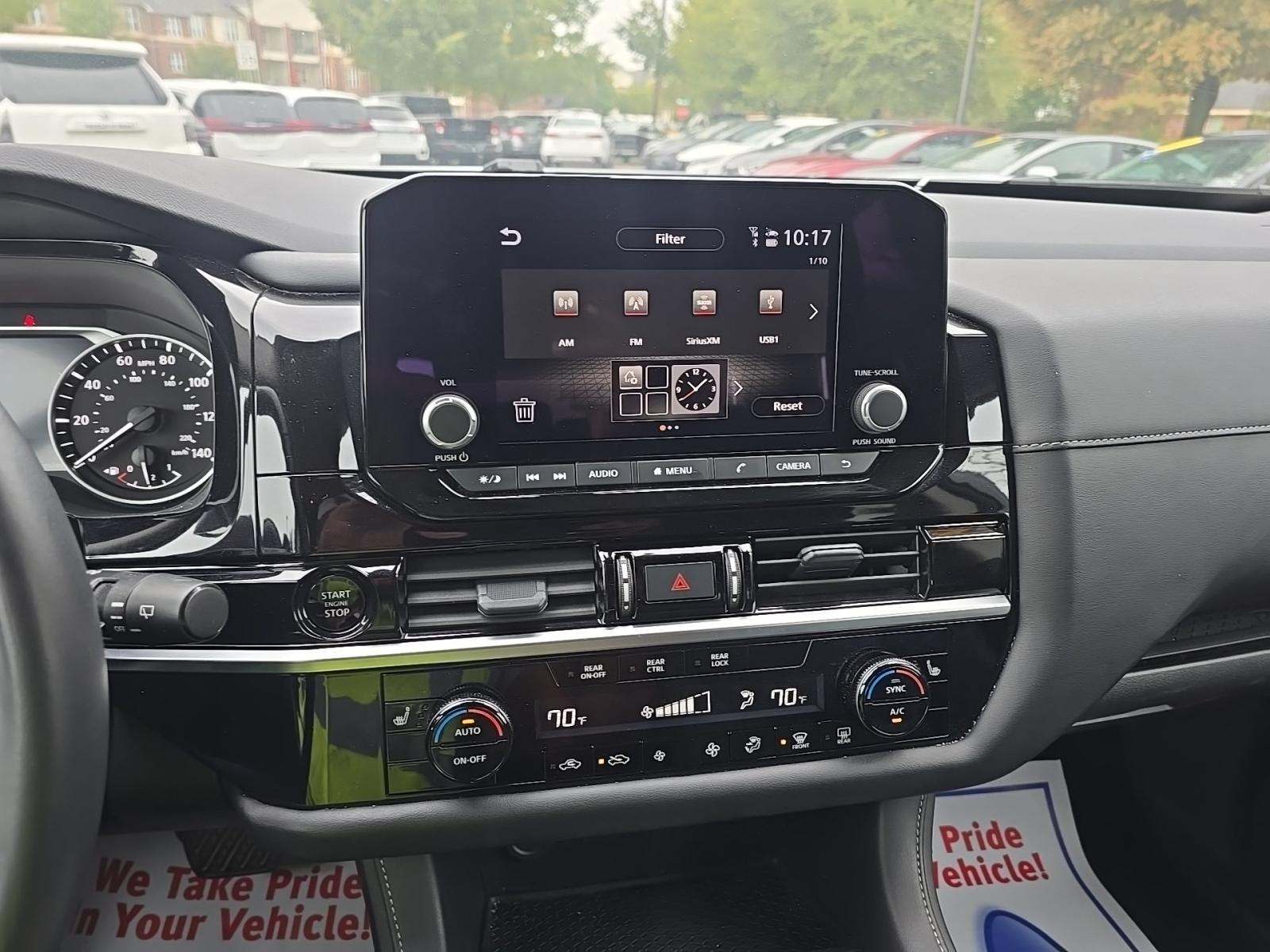 2025 Nissan Pathfinder SV FWD