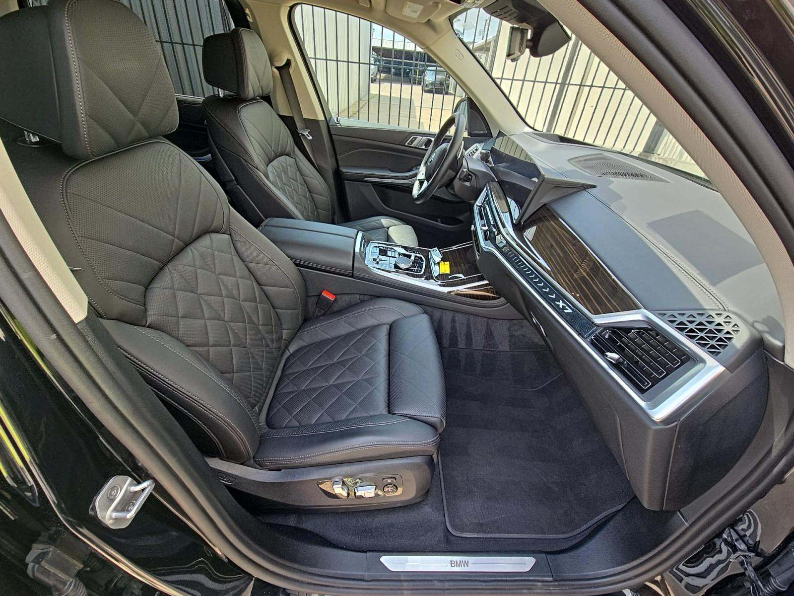 2024 BMW X7 xDrive40i AWD