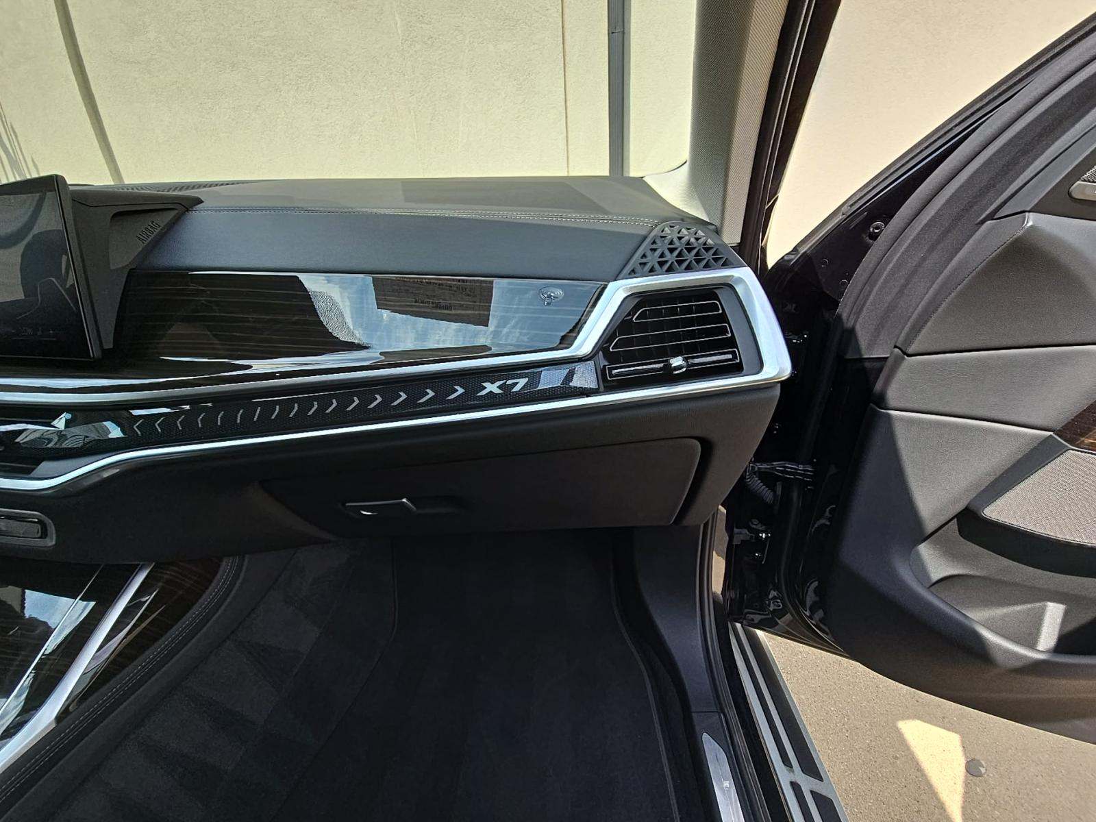 2024 BMW X7 xDrive40i AWD