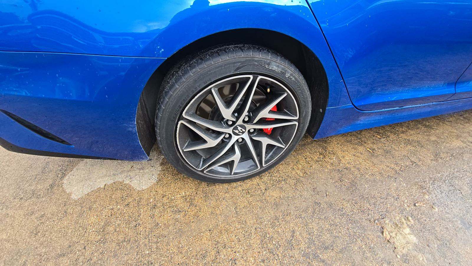 Kia Stinger GT снимка Kia Stinger GT