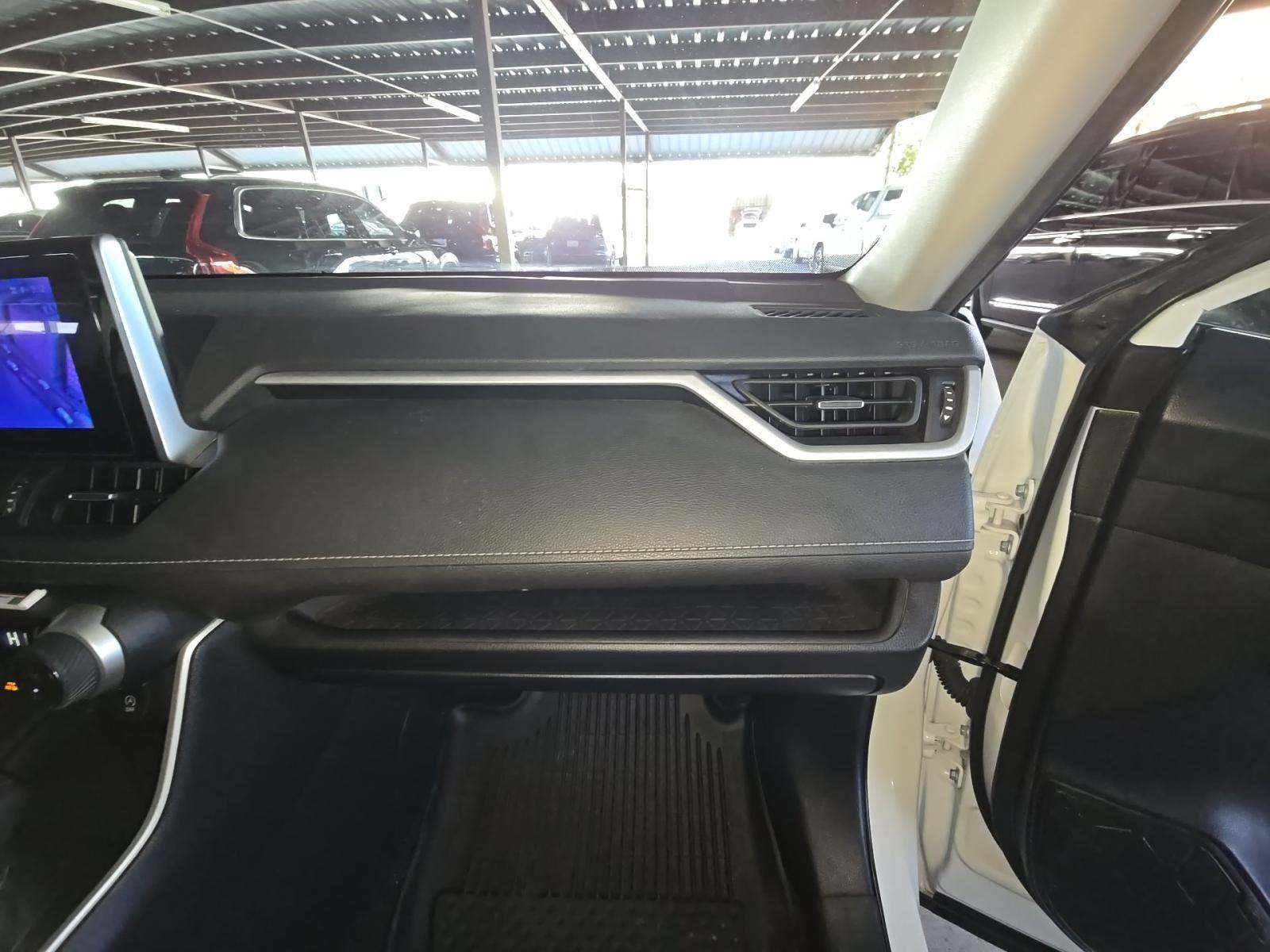 2024 Toyota RAV4 XLE Premium FWD