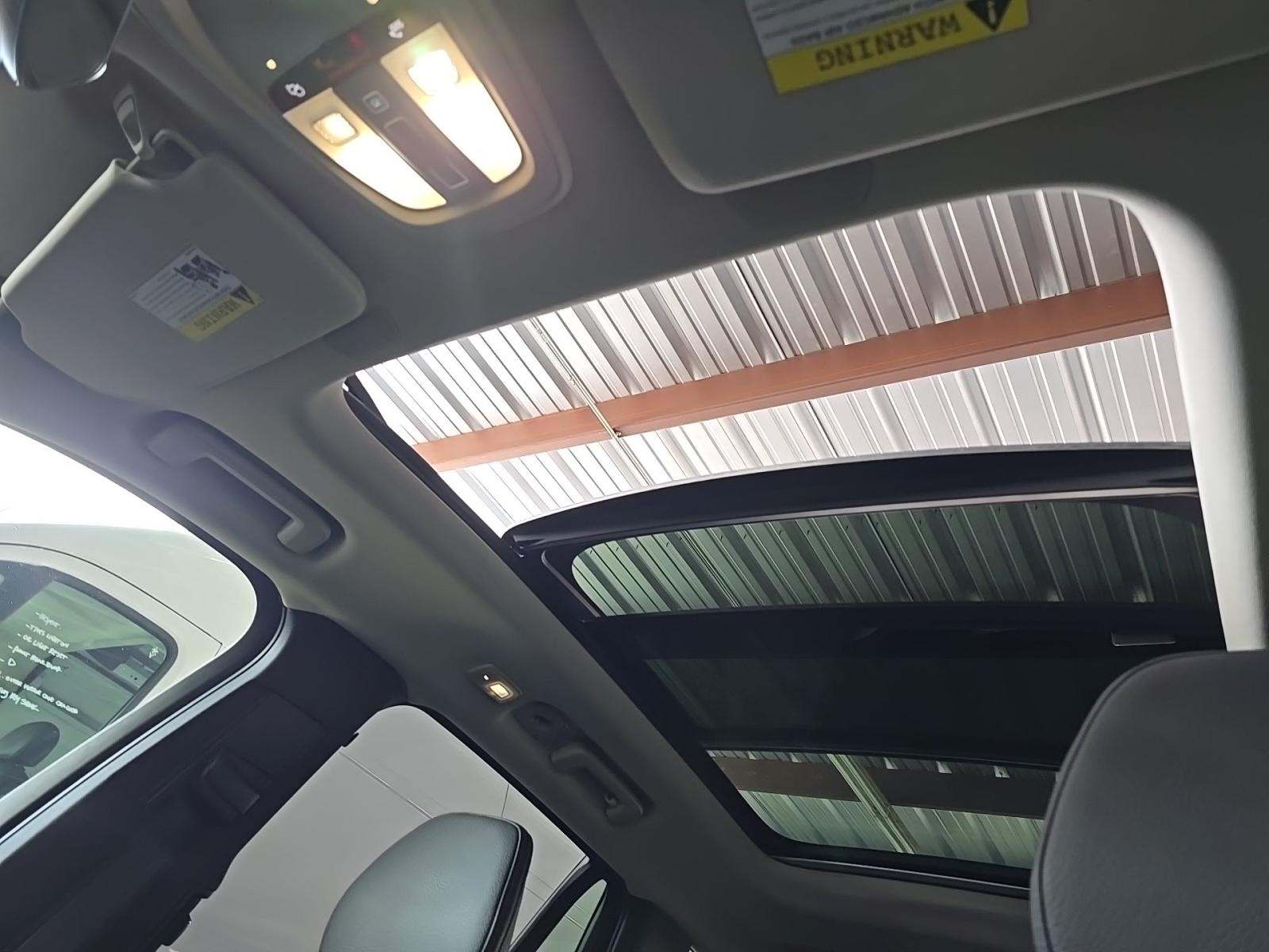 2025 Volvo XC90 B6 Plus AWD