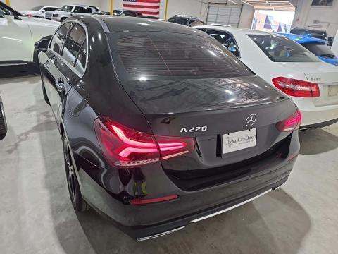 2022 Mercedes-Benz A-Class A 220 FWD