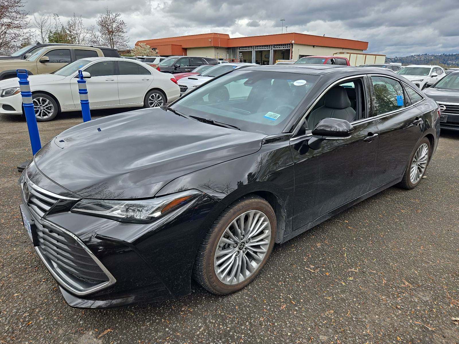 2022 Toyota Avalon Limited FWD