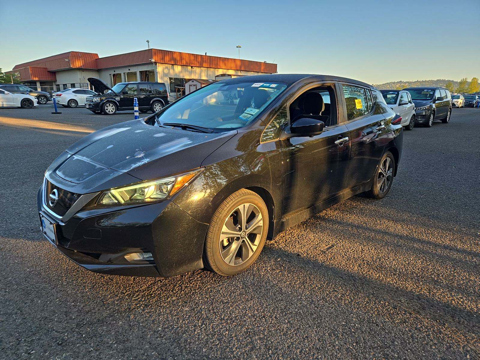 2020 Nissan LEAF SV FWD