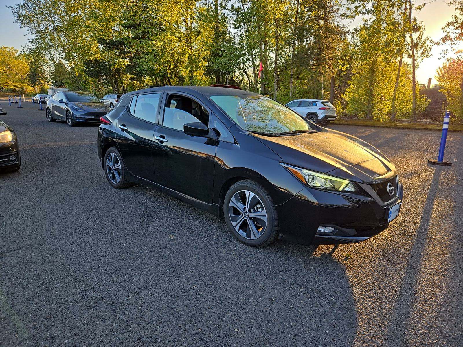 2020 Nissan LEAF SV FWD