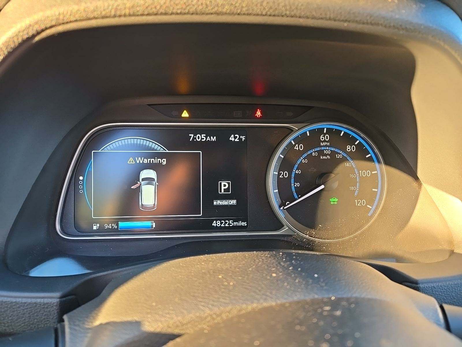 2020 Nissan LEAF SV FWD