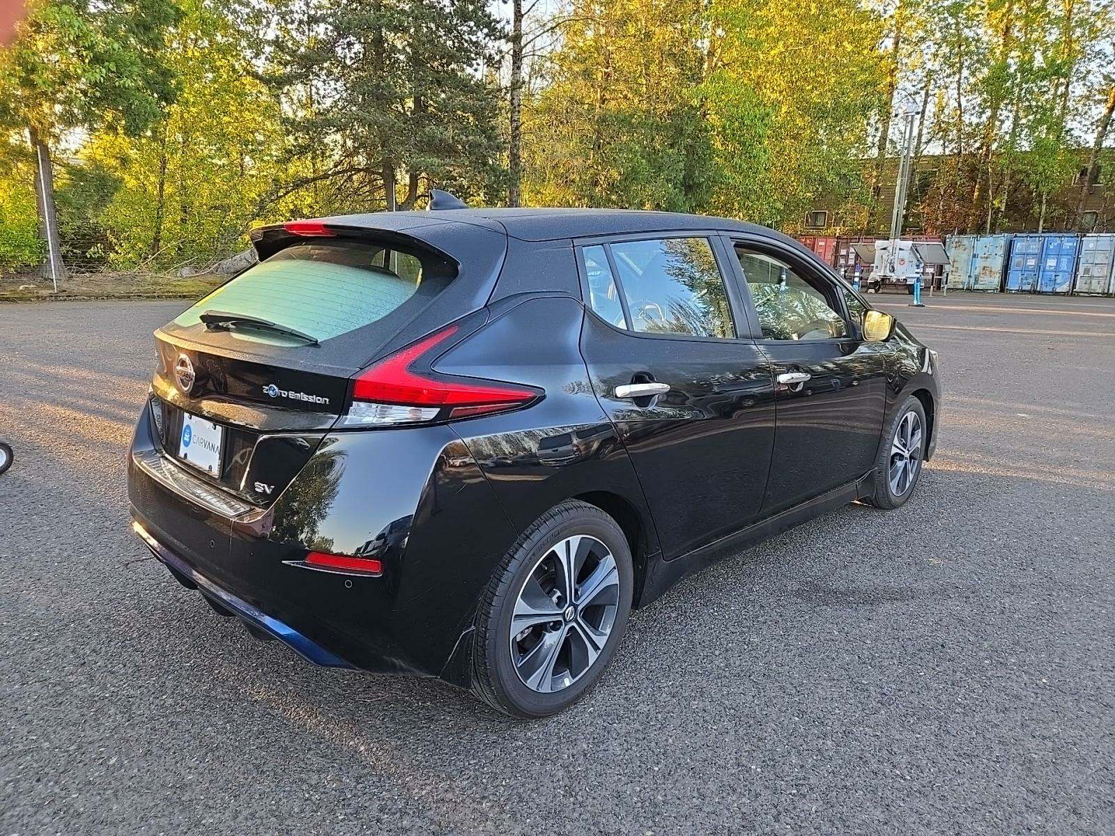 2020 Nissan LEAF SV FWD