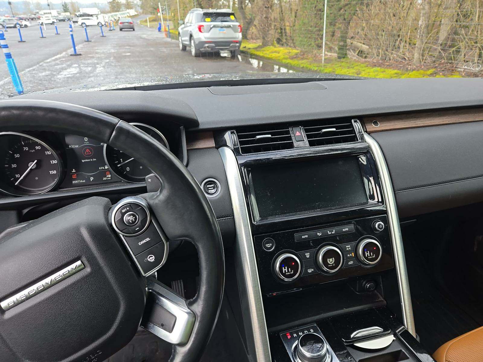 2017 Land Rover Discovery HSE AWD