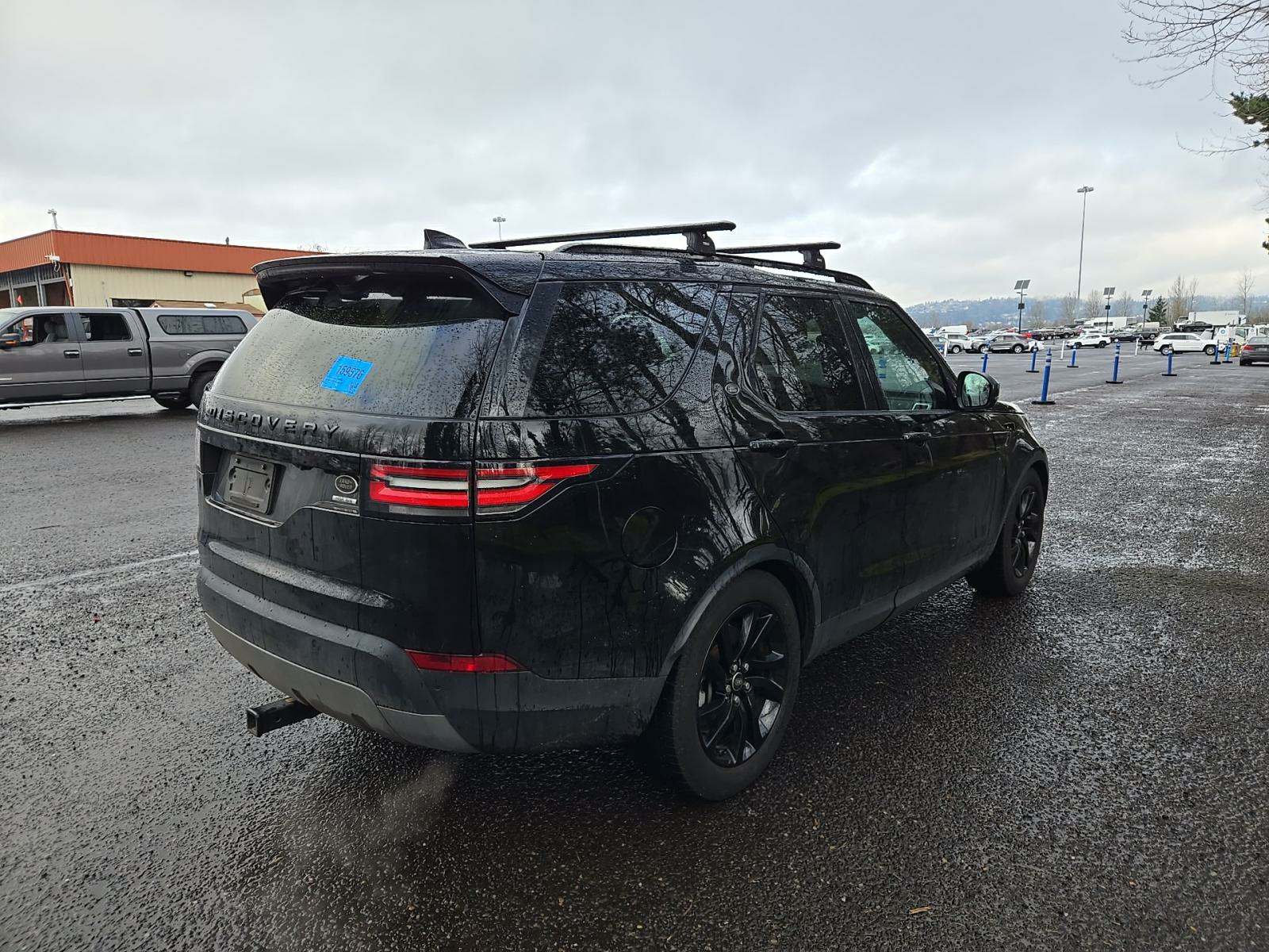 2017 Land Rover Discovery HSE AWD