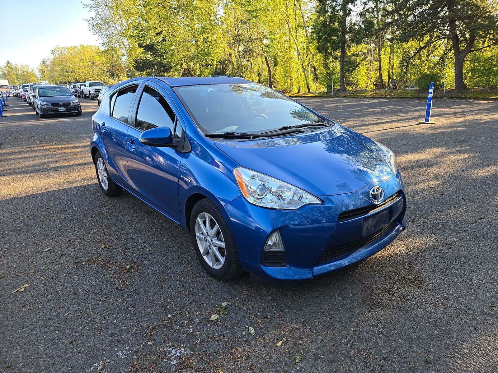 2012 Toyota Prius c Three FWD