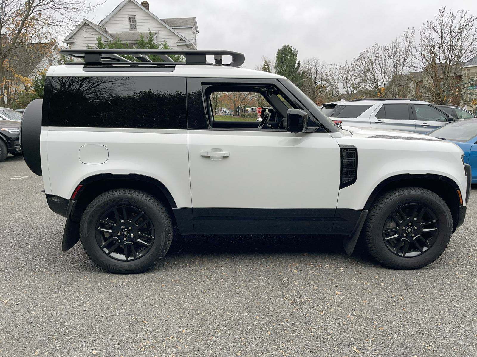 2022 Land Rover Defender 90 X-Dynamic S AWD