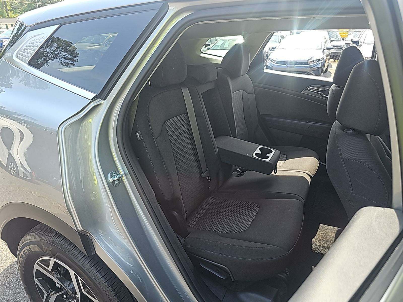 2024 Kia Sportage LX FWD