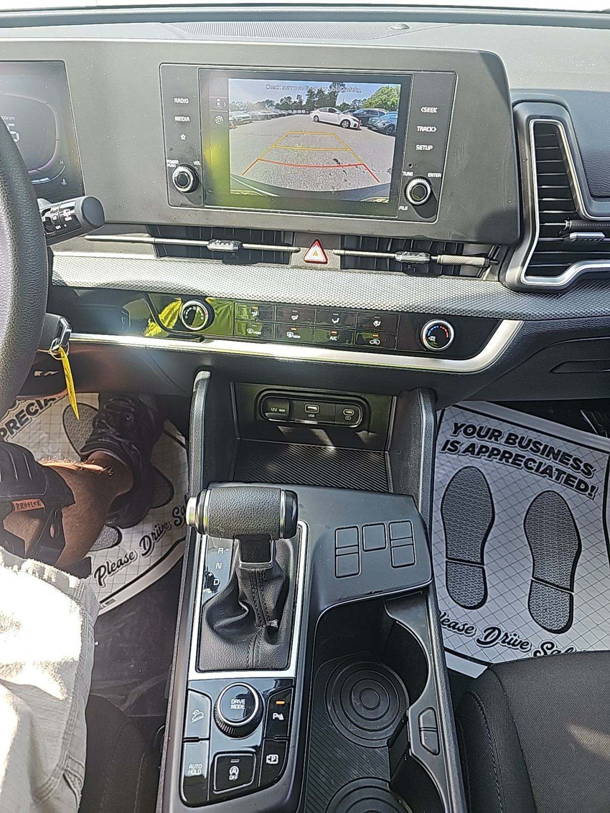 2024 Kia Sportage LX FWD