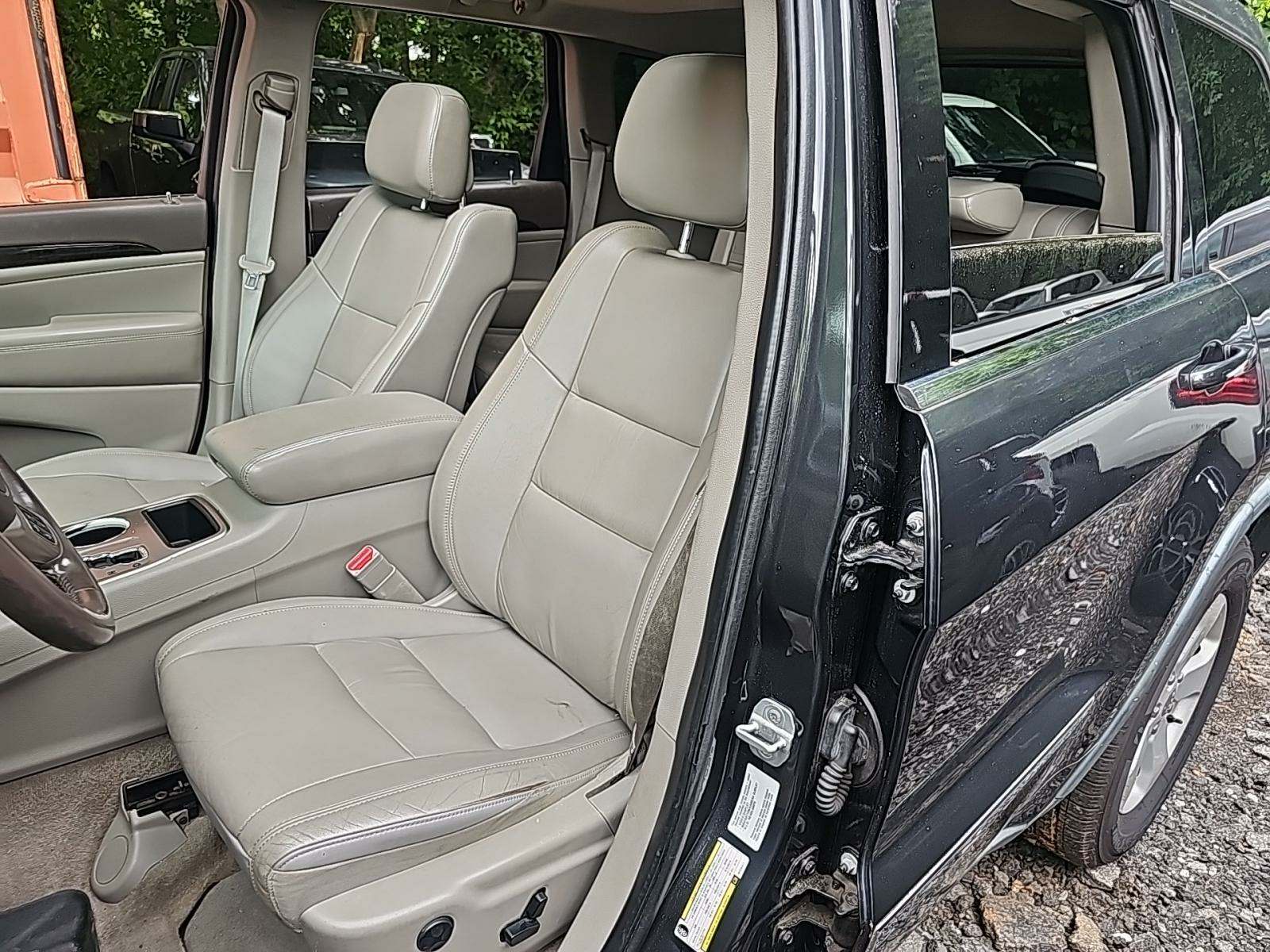 2011 Jeep Grand Cherokee Laredo RWD