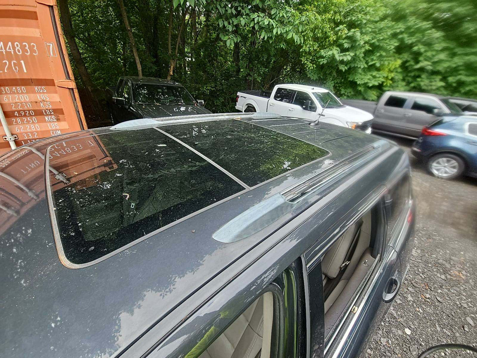 2011 Jeep Grand Cherokee Laredo RWD