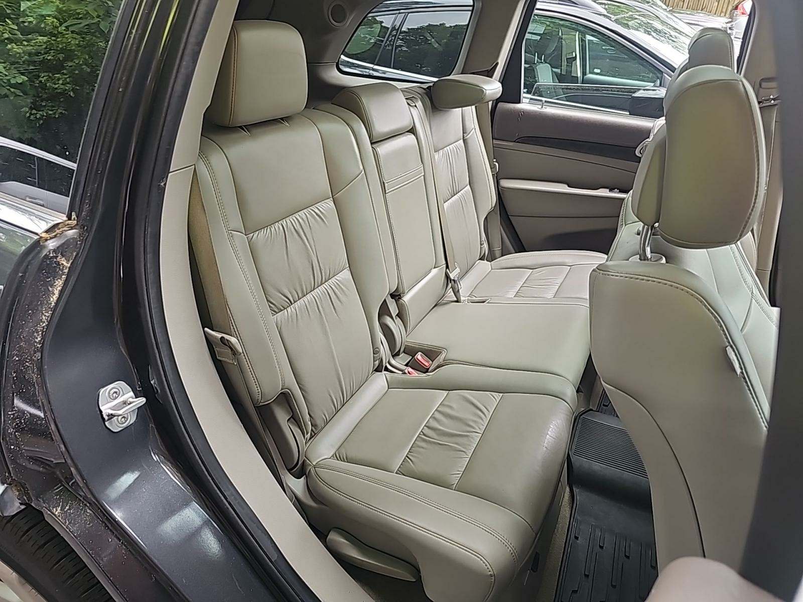 2011 Jeep Grand Cherokee Laredo RWD