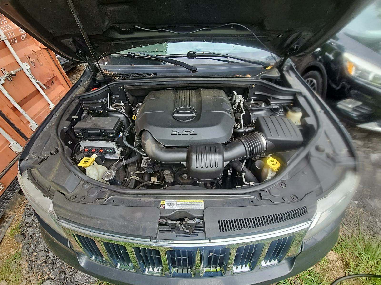 2011 Jeep Grand Cherokee Laredo RWD