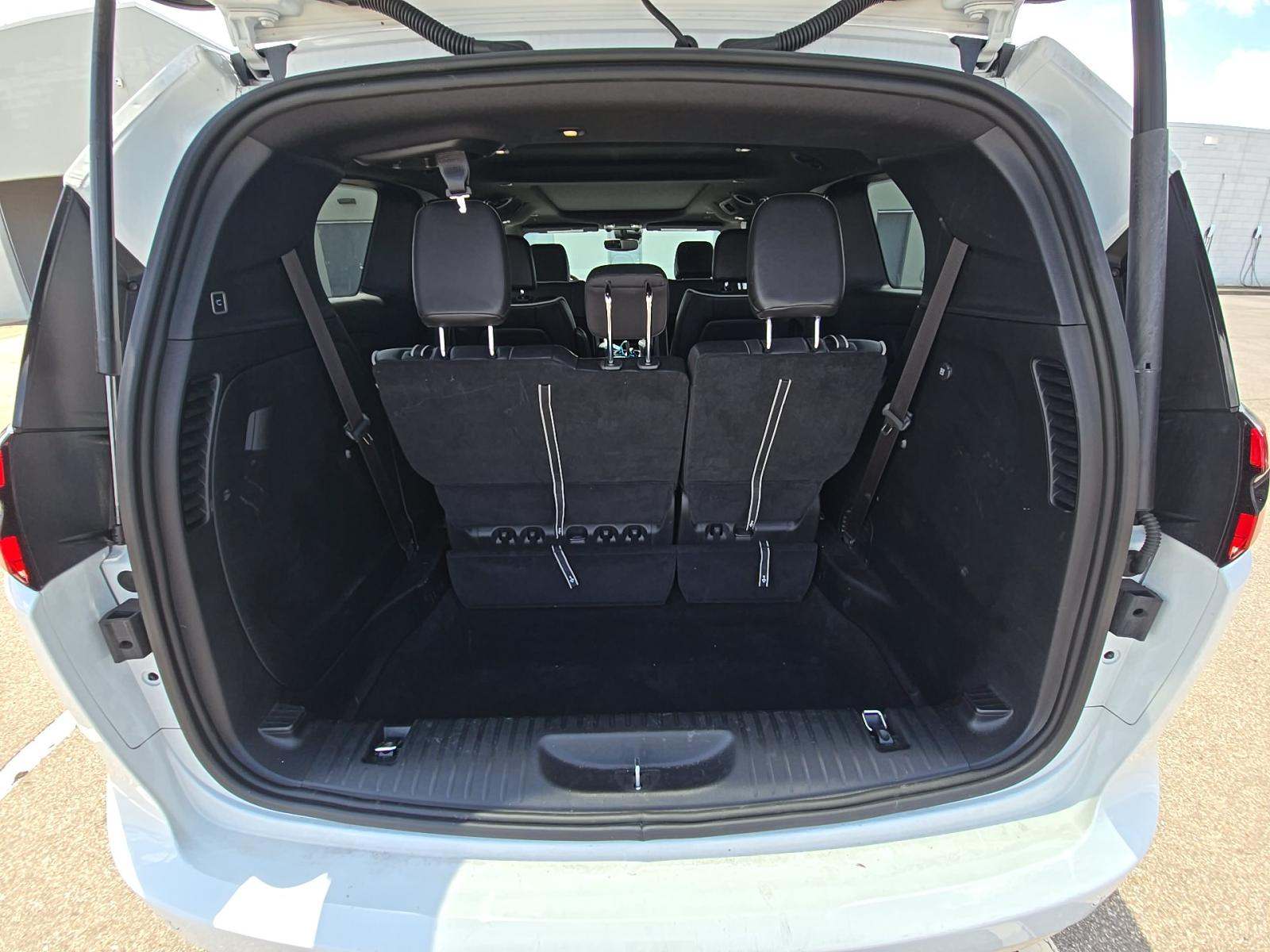 2026 Chrysler Pacifica Limited FWD