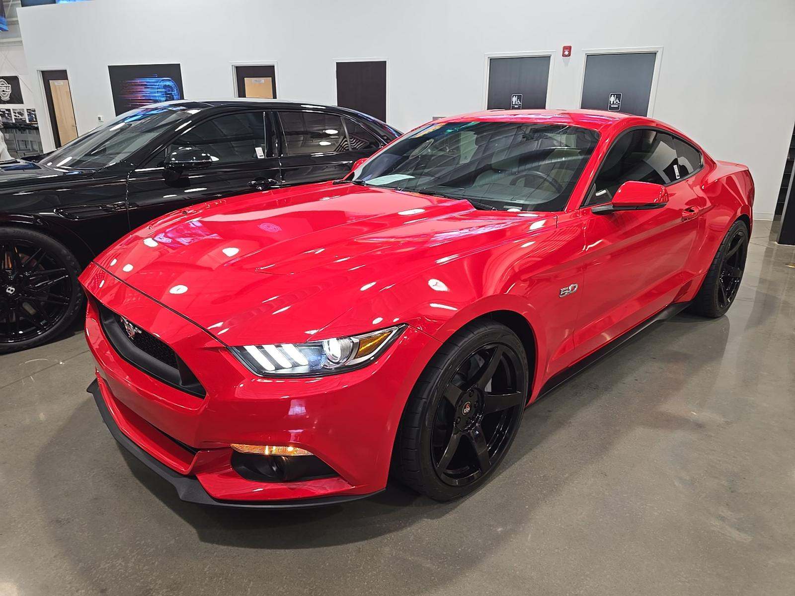 2017 Ford Mustang GT Premium RWD