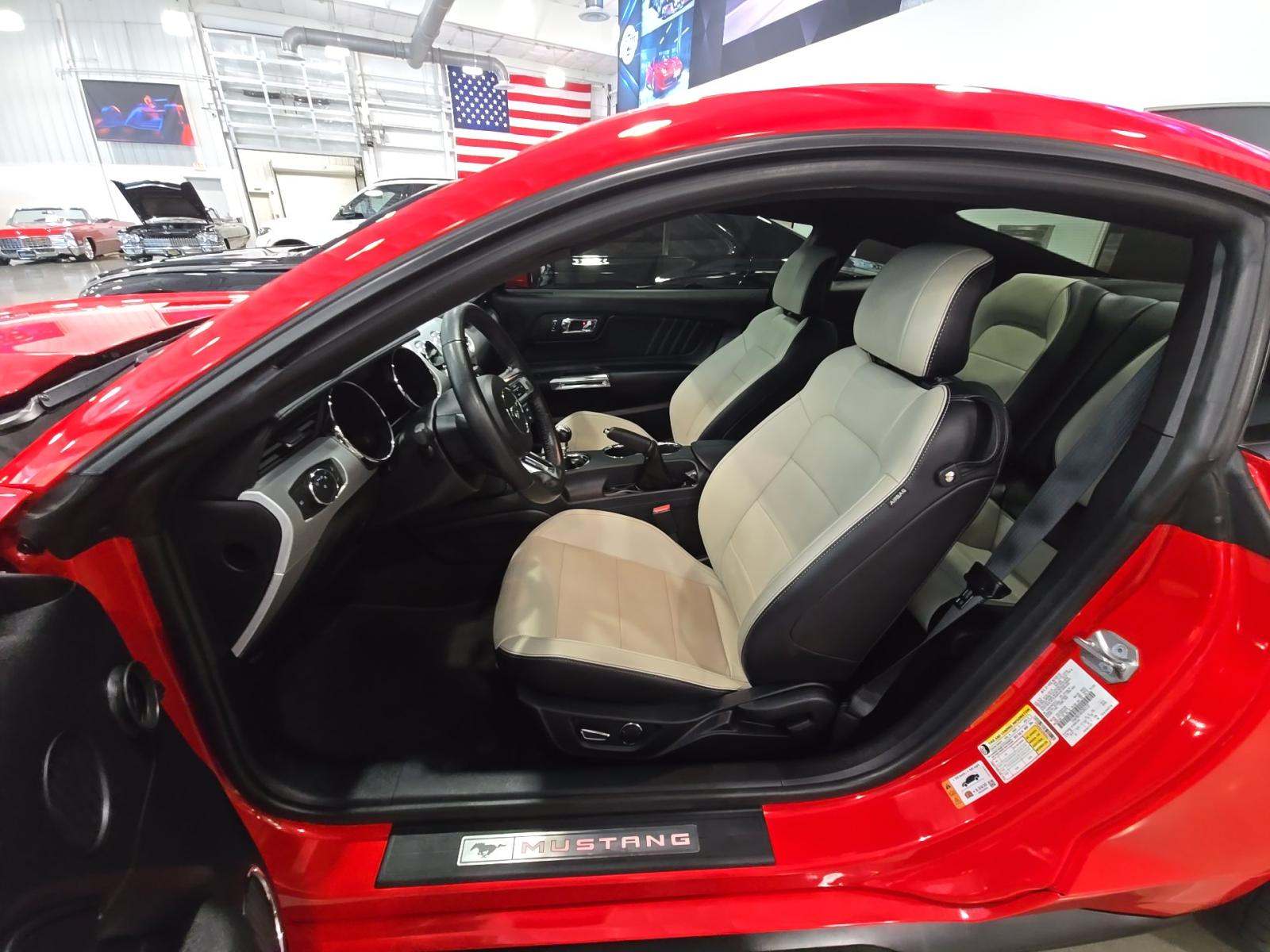 2017 Ford Mustang GT Premium RWD