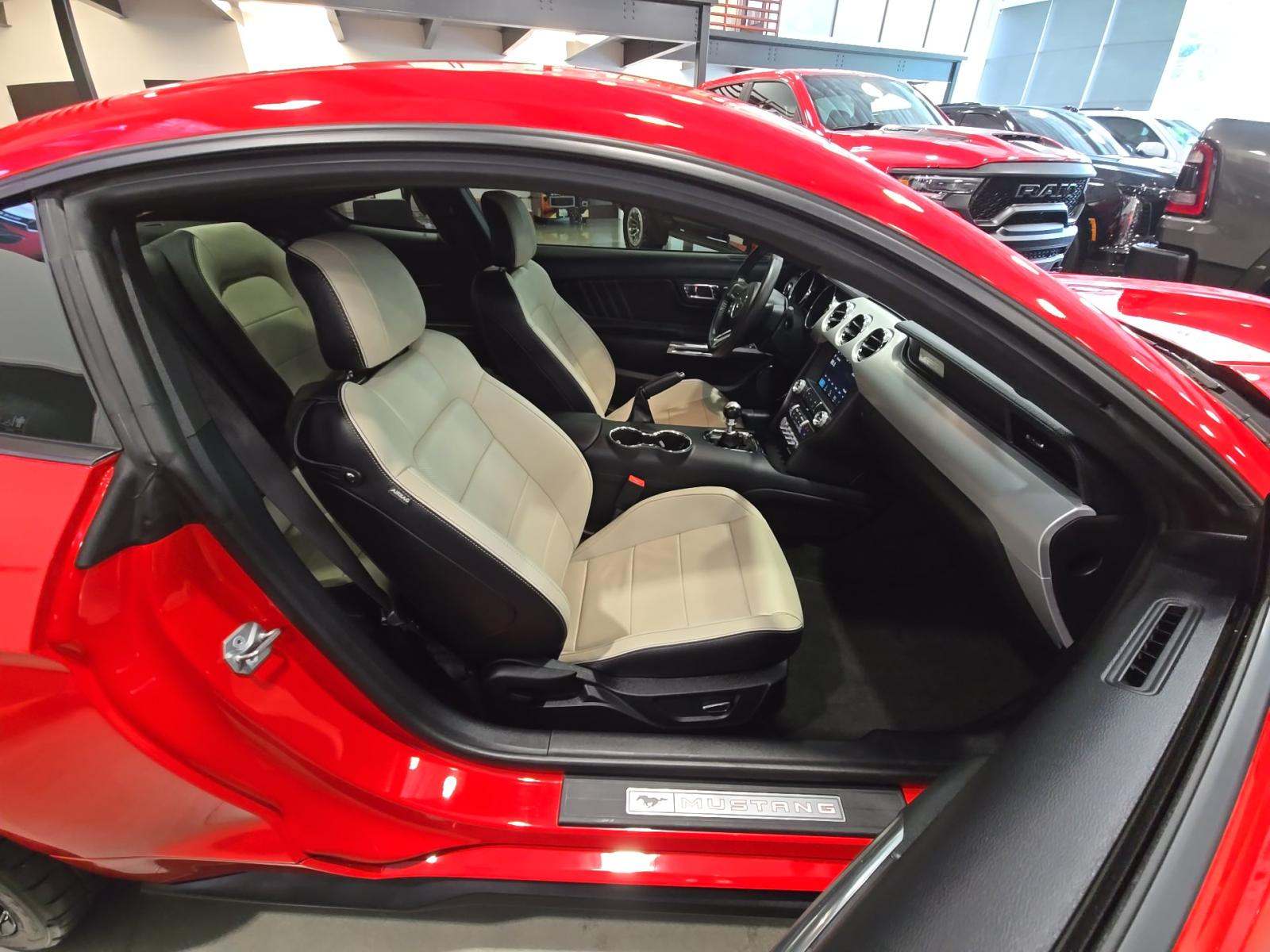 2017 Ford Mustang GT Premium RWD
