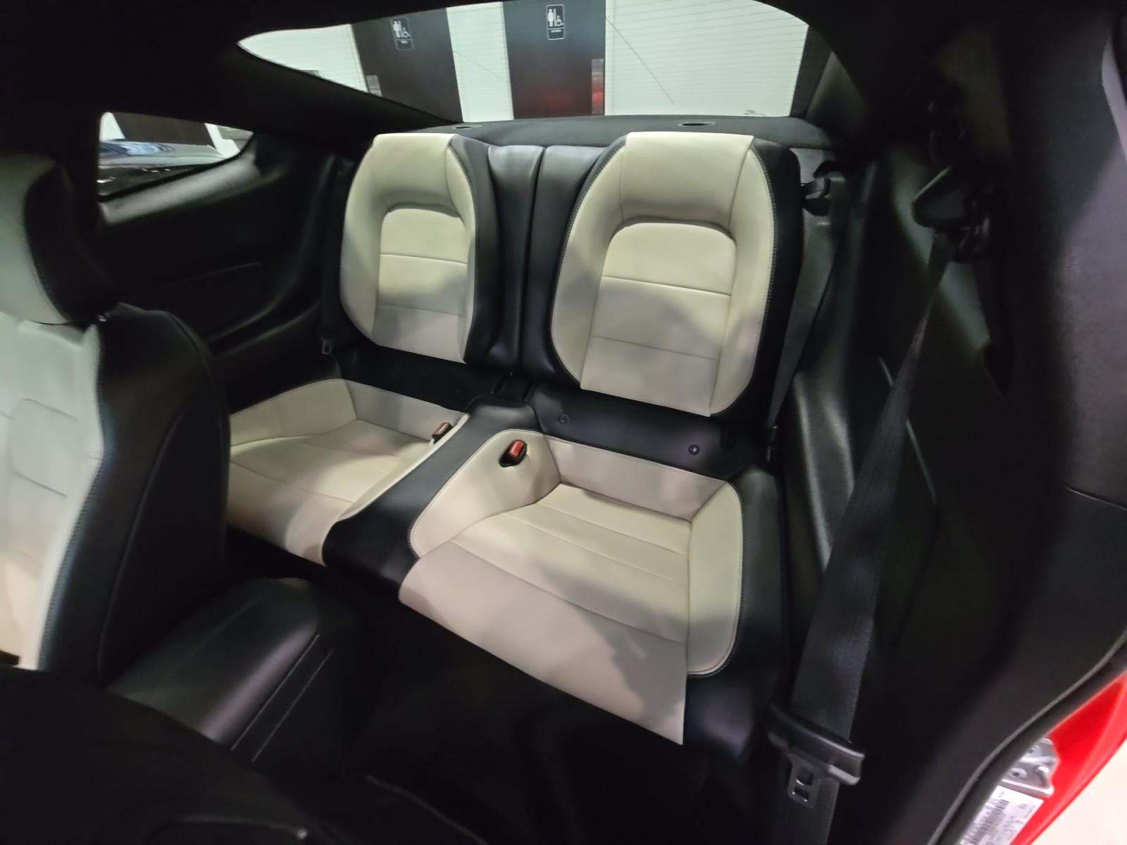 2017 Ford Mustang GT Premium RWD