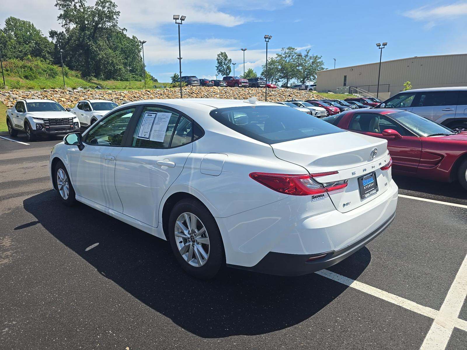 2025 Toyota Camry LE FWD