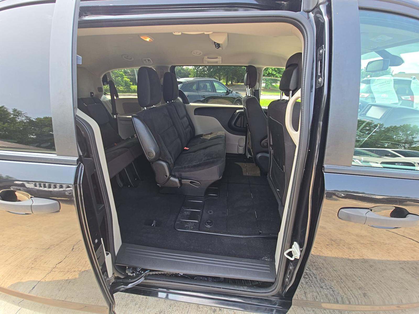 2019 Dodge Grand Caravan SE FWD