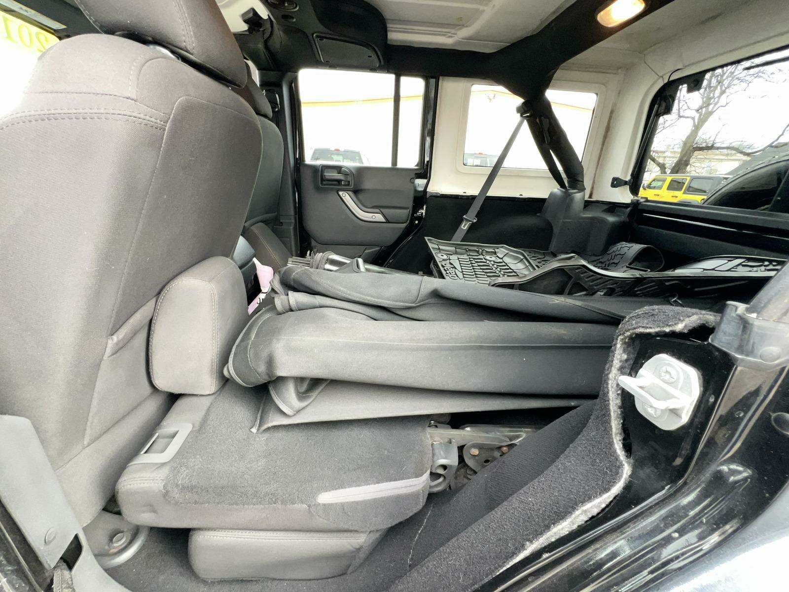 2015 Jeep Wrangler Unlimited Sport AWD