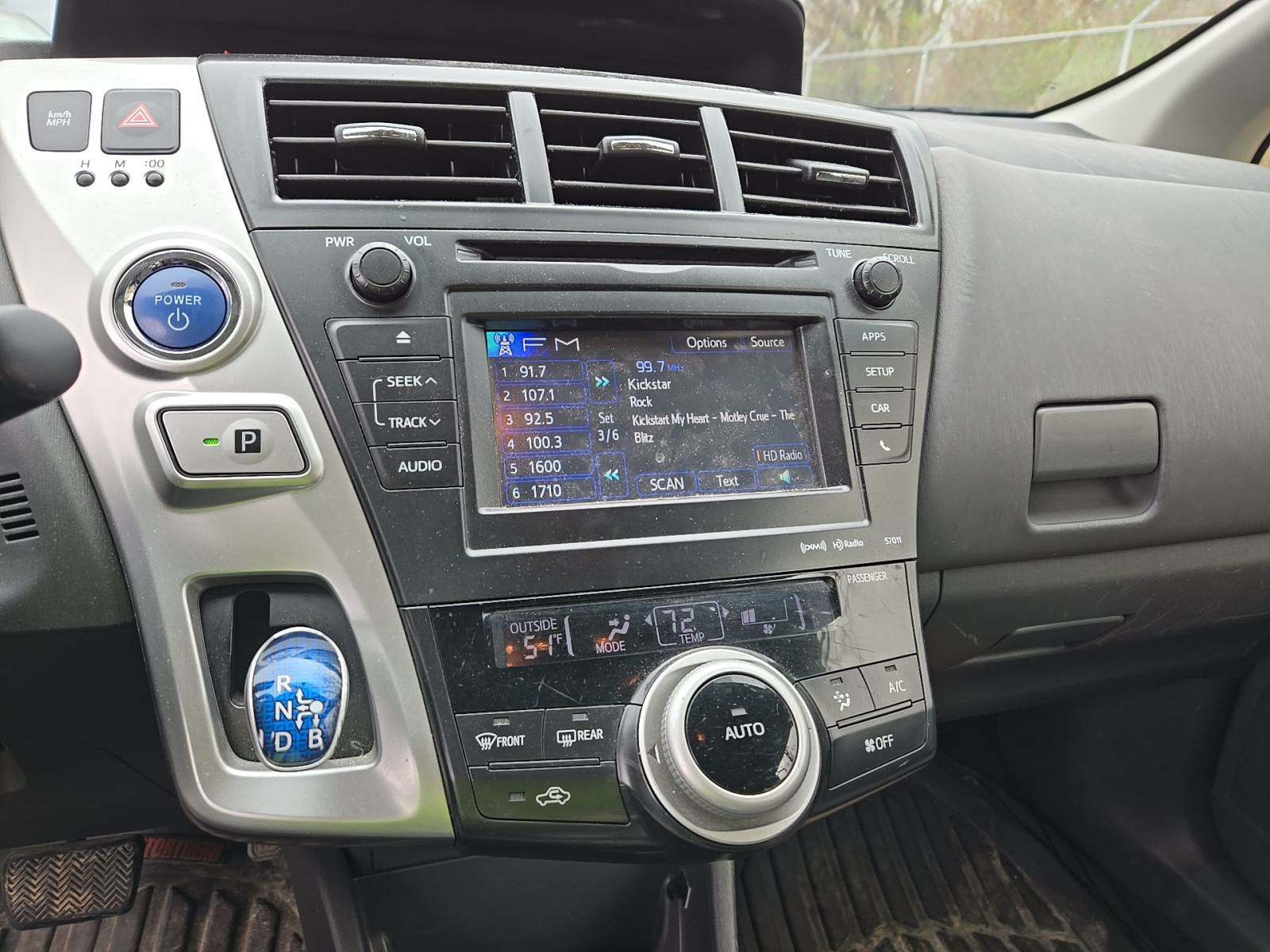 2012 Toyota Prius v Three FWD