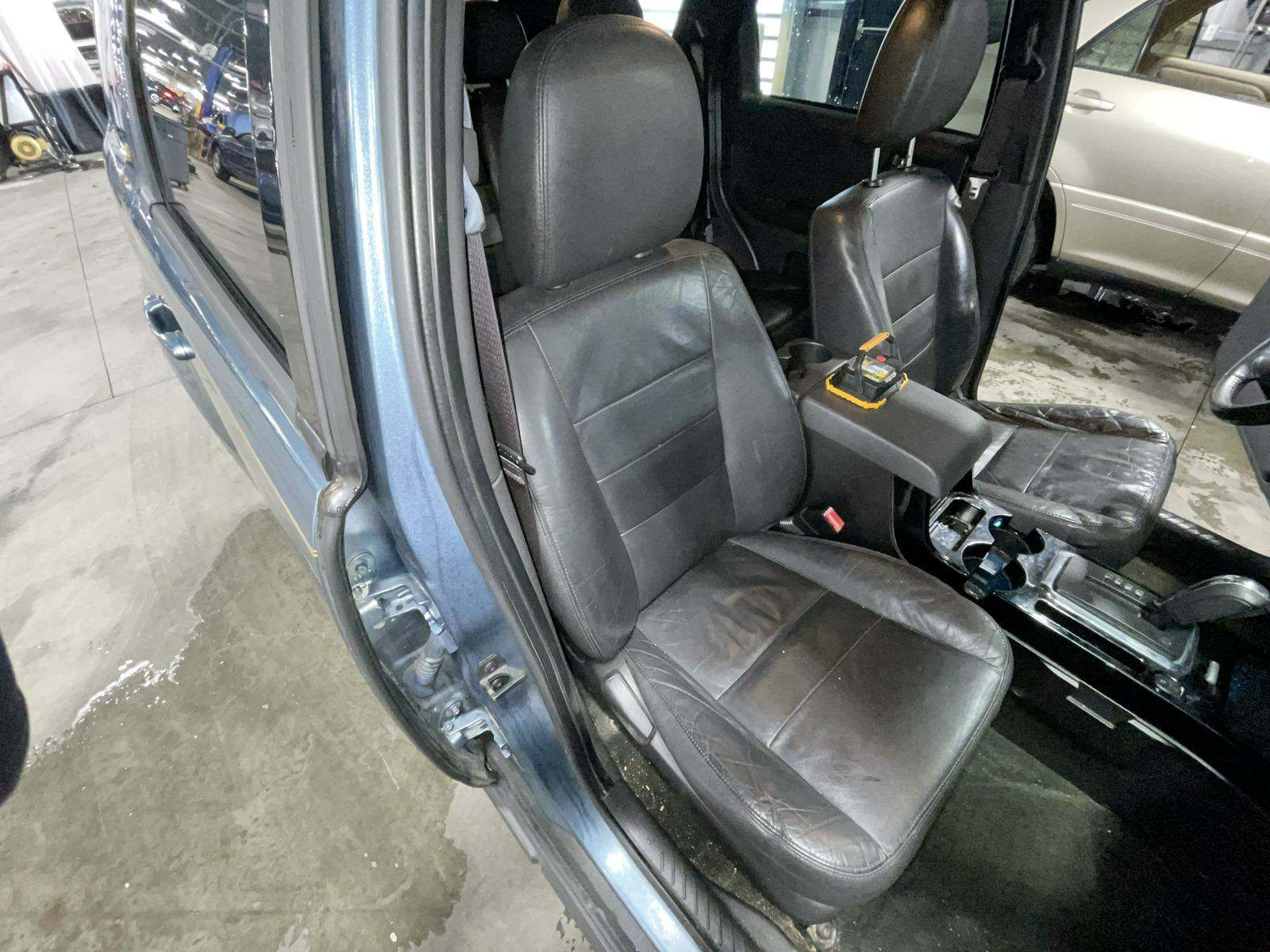 2012 Ford Escape Limited FWD