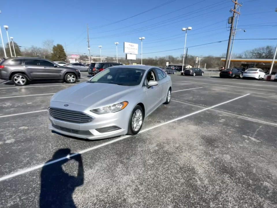 2017 Ford Fusion Hybrid SE FWD