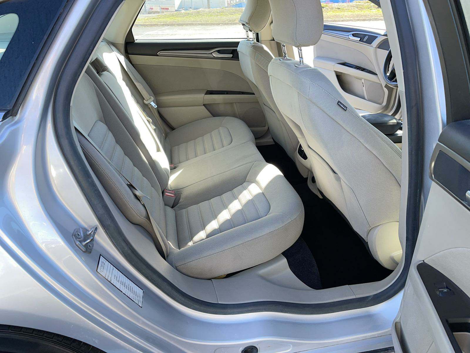 2017 Ford Fusion Hybrid SE FWD