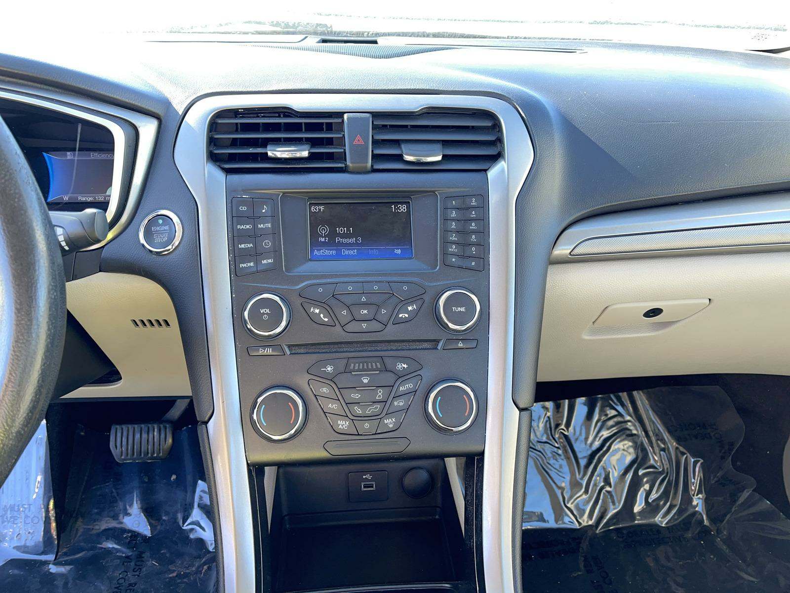 2017 Ford Fusion Hybrid SE FWD