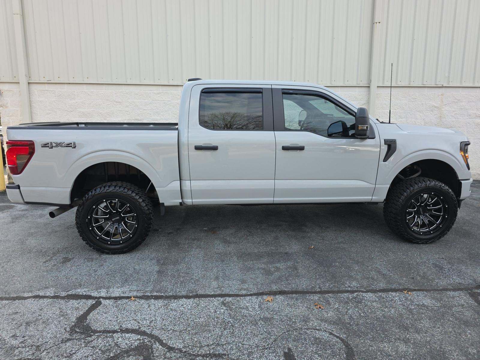 2024 Ford F-150 STX AWD