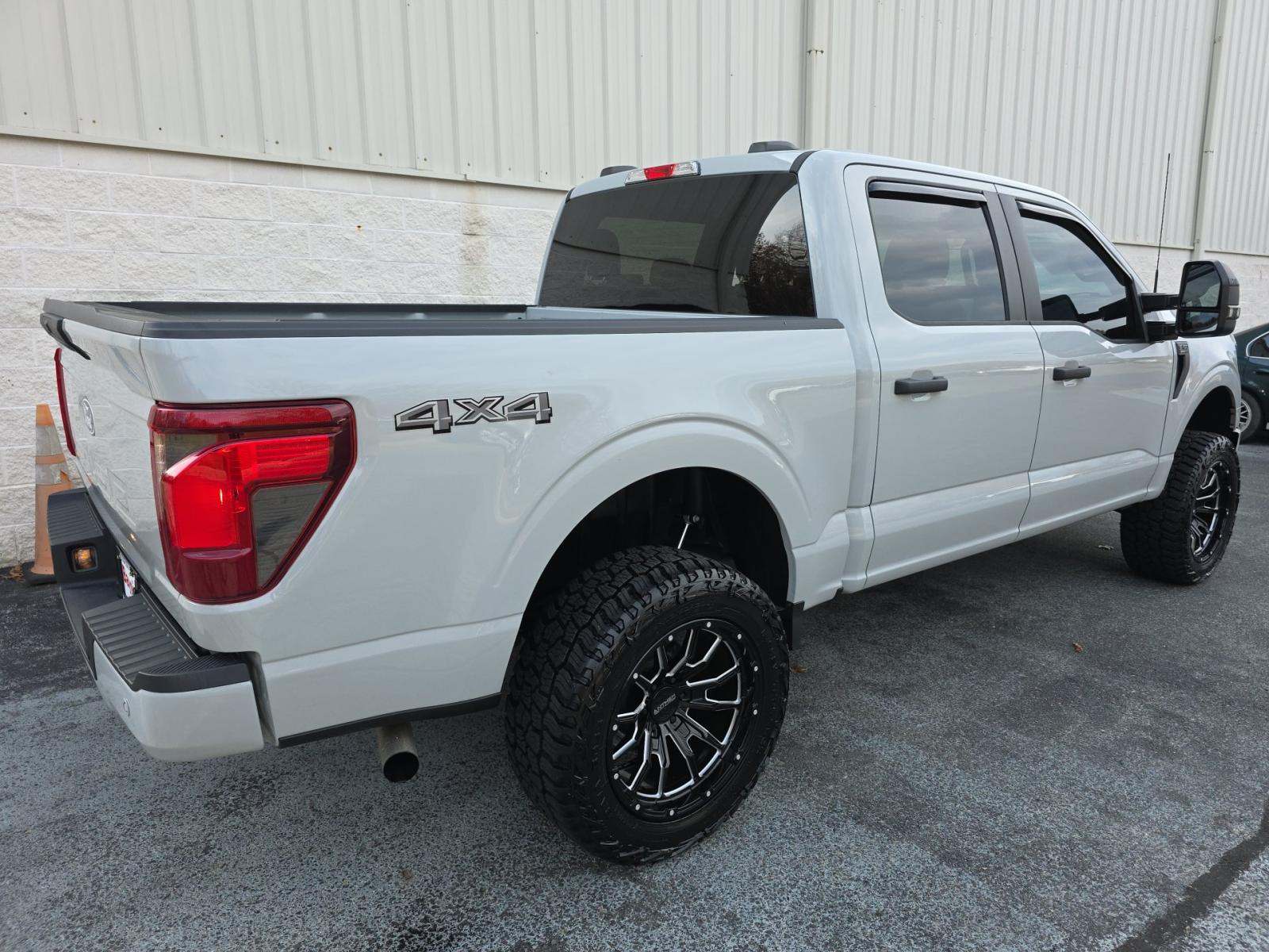 2024 Ford F-150 STX AWD