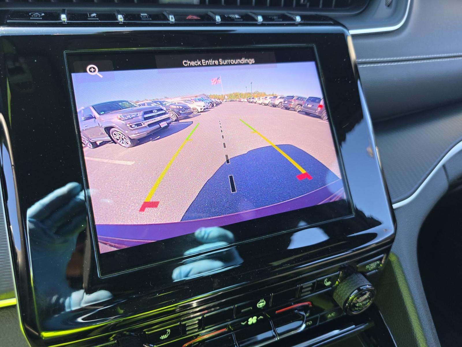 2023 Jeep Grand Cherokee Altitude AWD