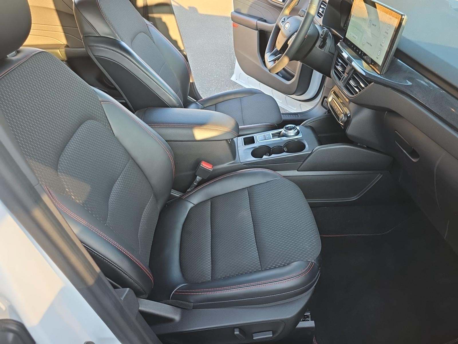 2023 Ford Escape ST-Line Select AWD