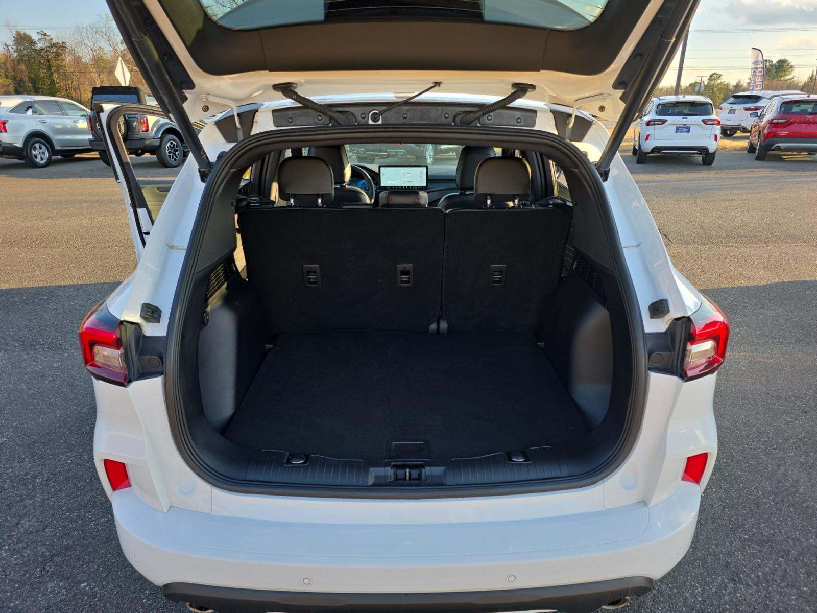 2023 Ford Escape ST-Line Select AWD