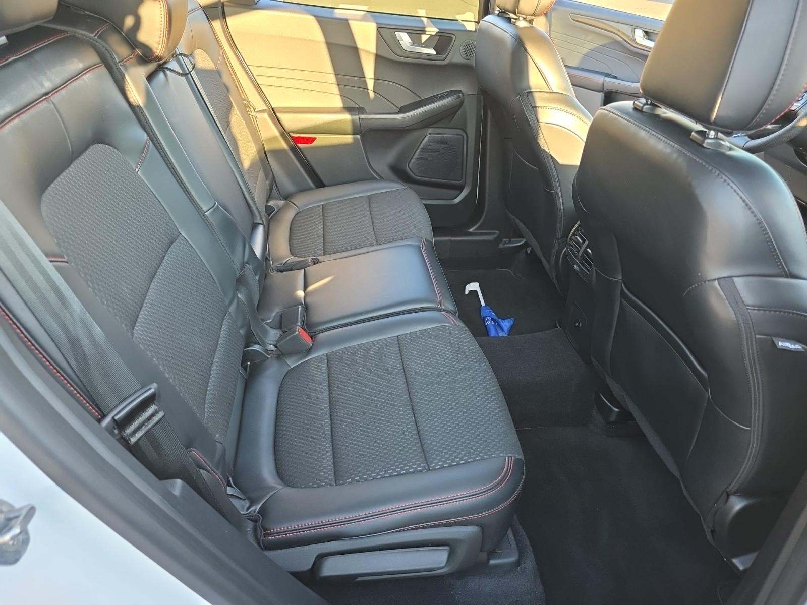 2023 Ford Escape ST-Line Select AWD