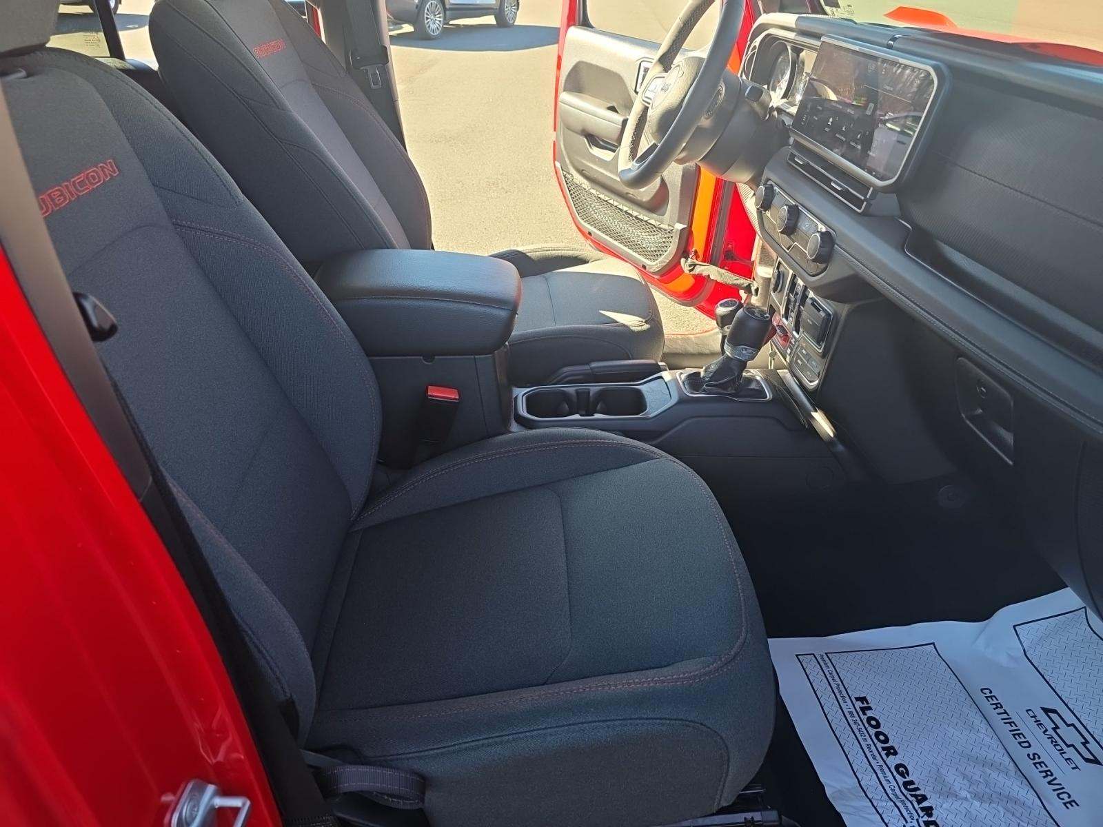 2025 Jeep Wrangler Rubicon AWD