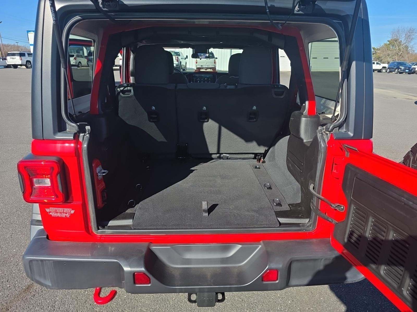 2025 Jeep Wrangler Rubicon AWD