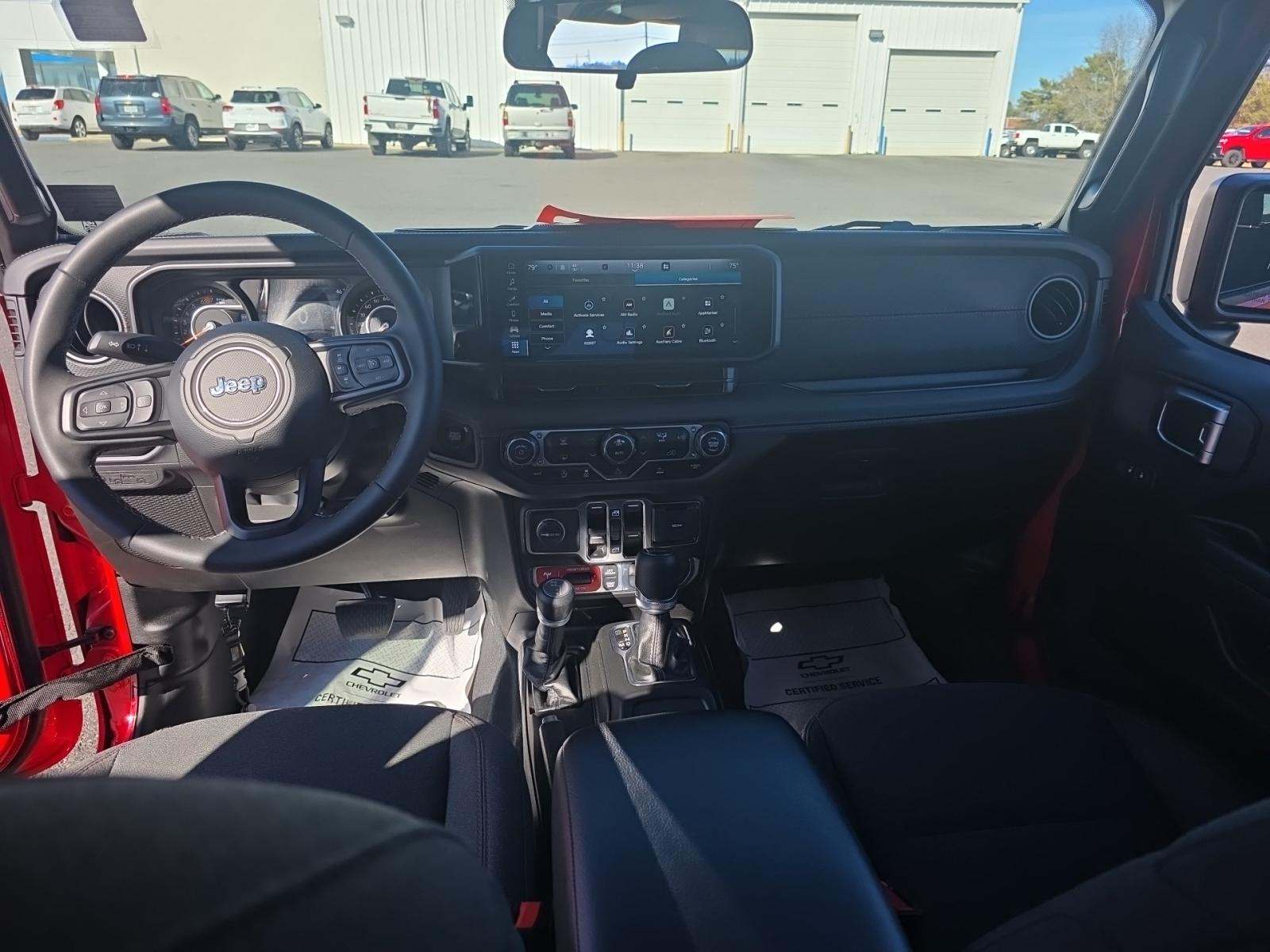 2025 Jeep Wrangler Rubicon AWD