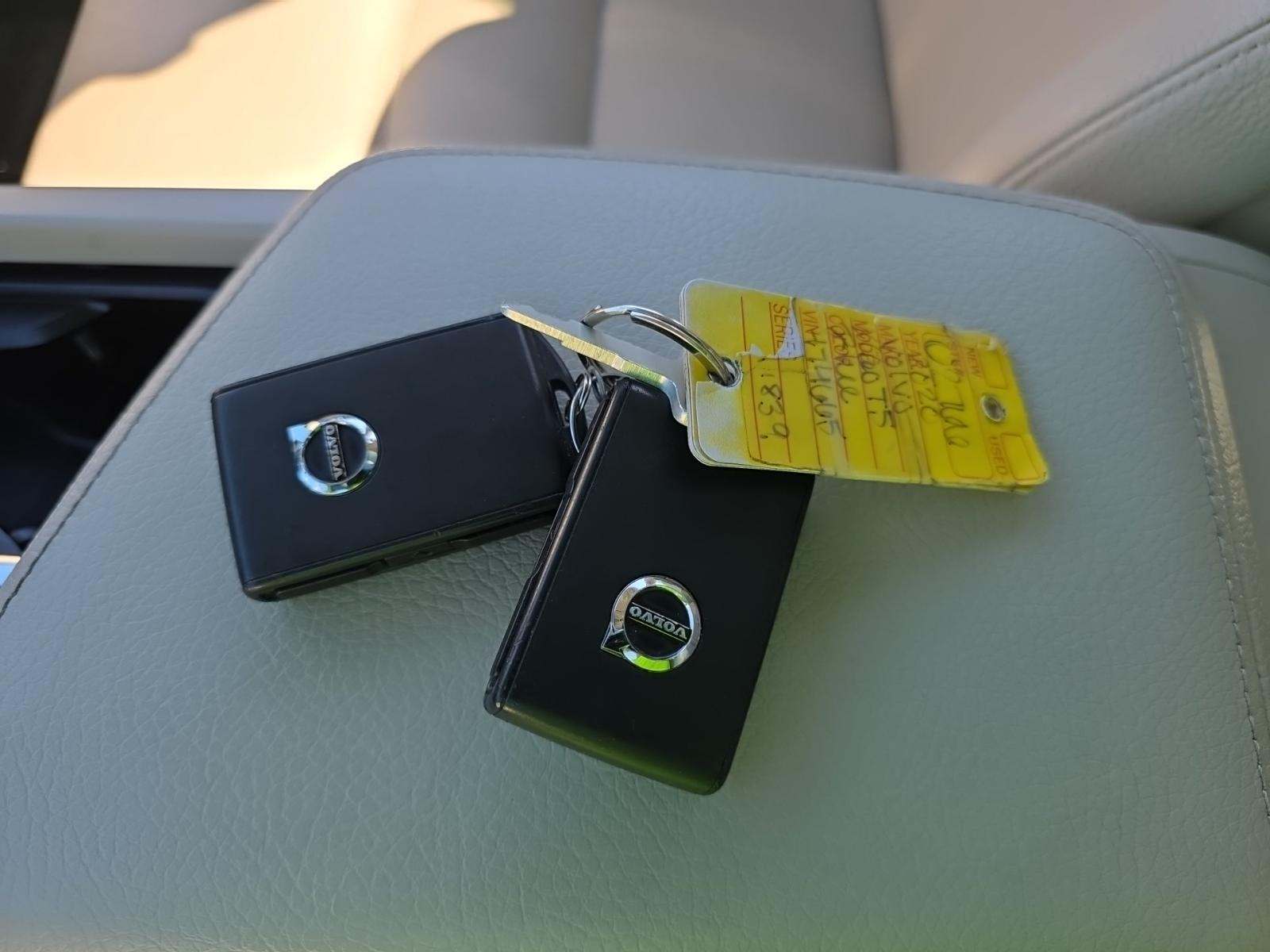 2020 Volvo XC60 T5 Momentum AWD