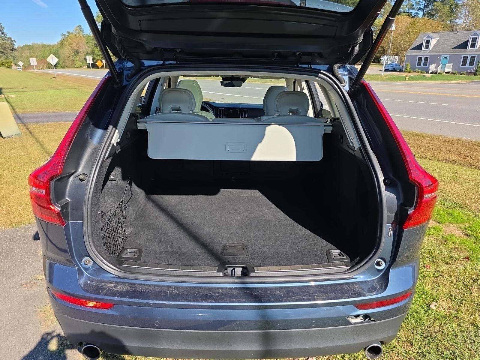 2020 Volvo XC60 T5 Momentum AWD