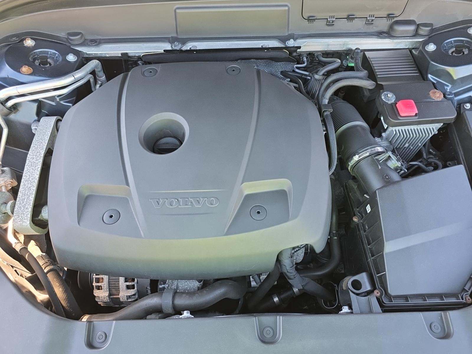 2020 Volvo XC60 T5 Momentum AWD