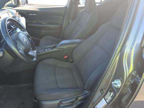 2018 Toyota C-HR XLE FWD