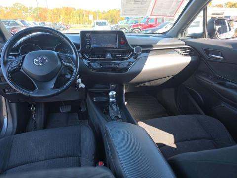 2018 Toyota C-HR XLE FWD